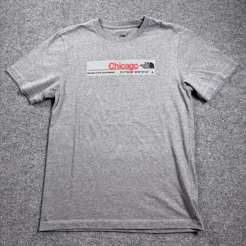 The North Face Chicago Graphic T-Shirt Mens Small Grey Short Sleeve Coordinates